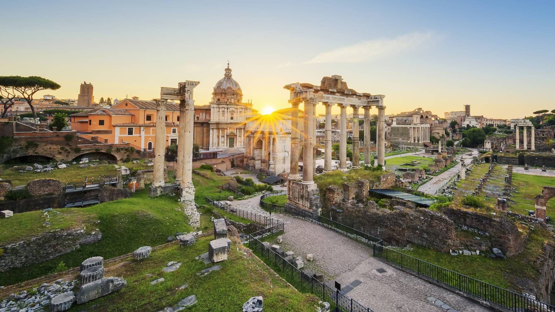 Foro Romano al amanecer